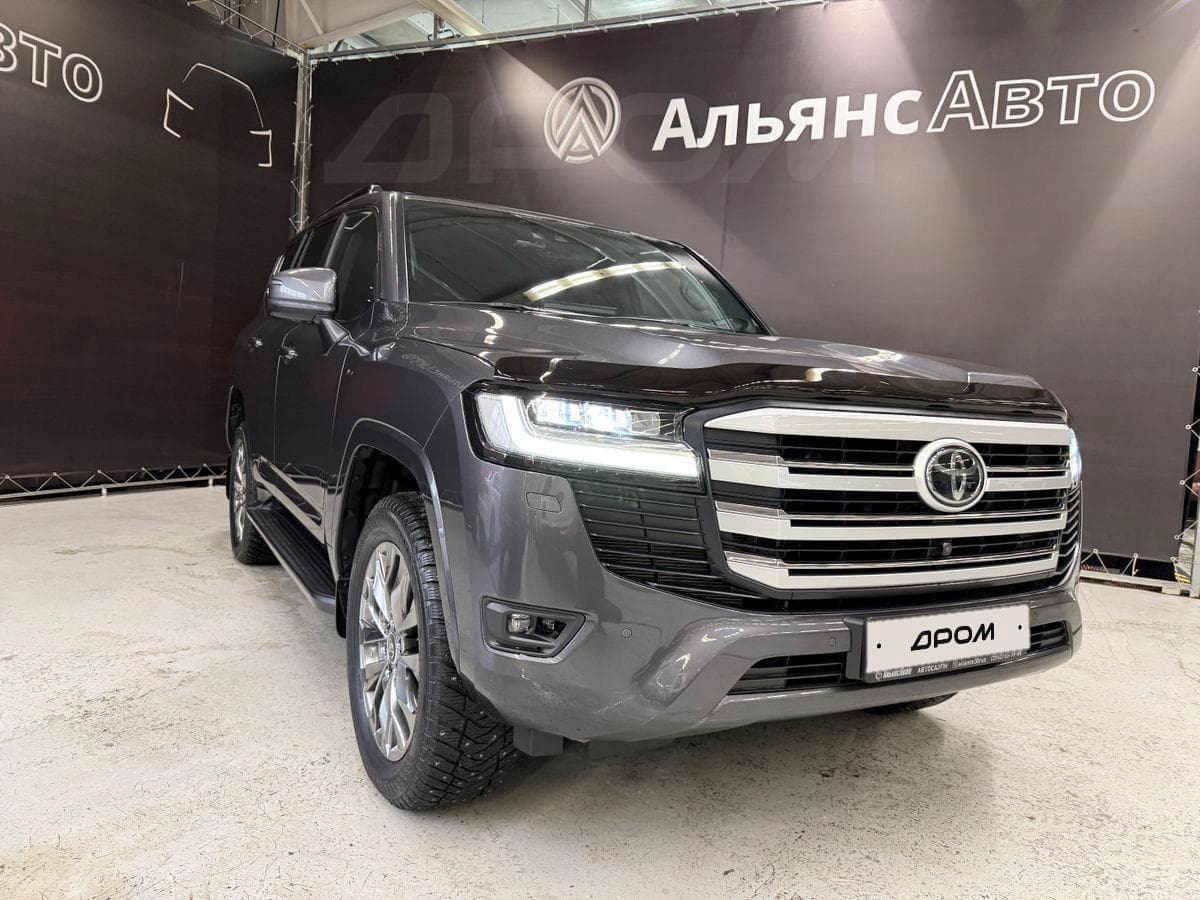 Toyota Land Cruiser 2023 — фото 1 из 10
